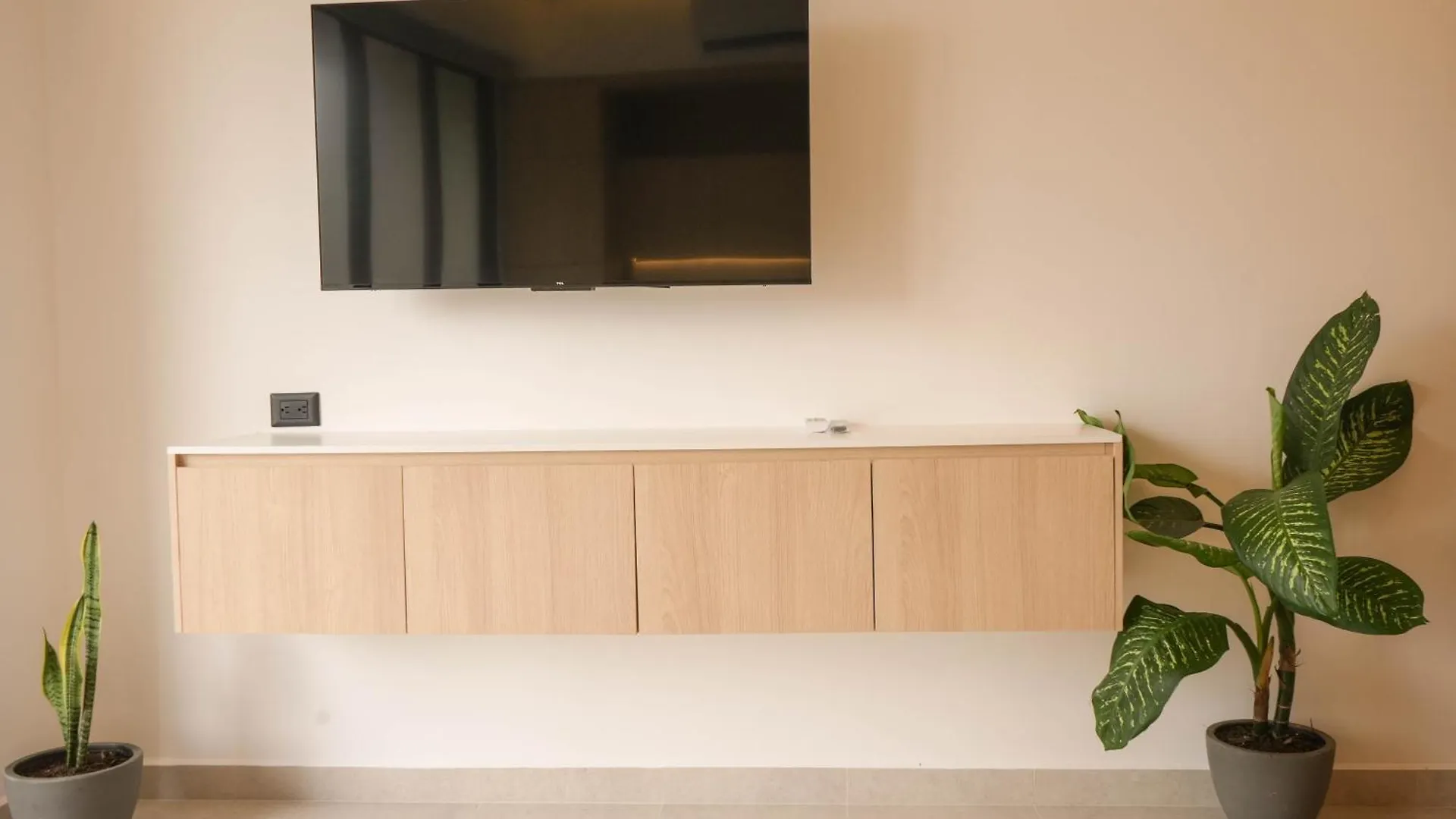 Macondo Quinta Avenida Residences プレヤデルカーメン 4*,