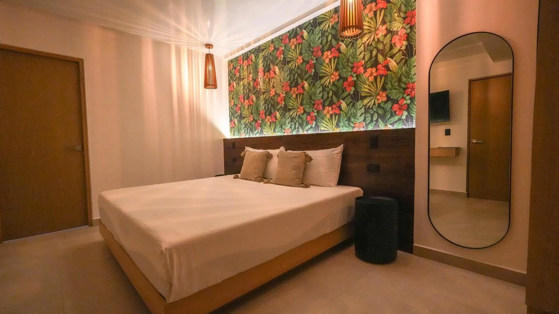 Macondo Quinta Avenida Residences プレヤデルカーメン