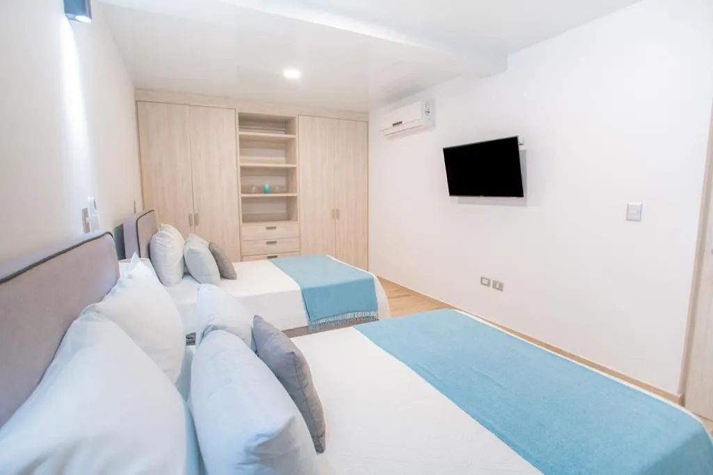 Macondo 5th Av Playa del Carmen Hotel